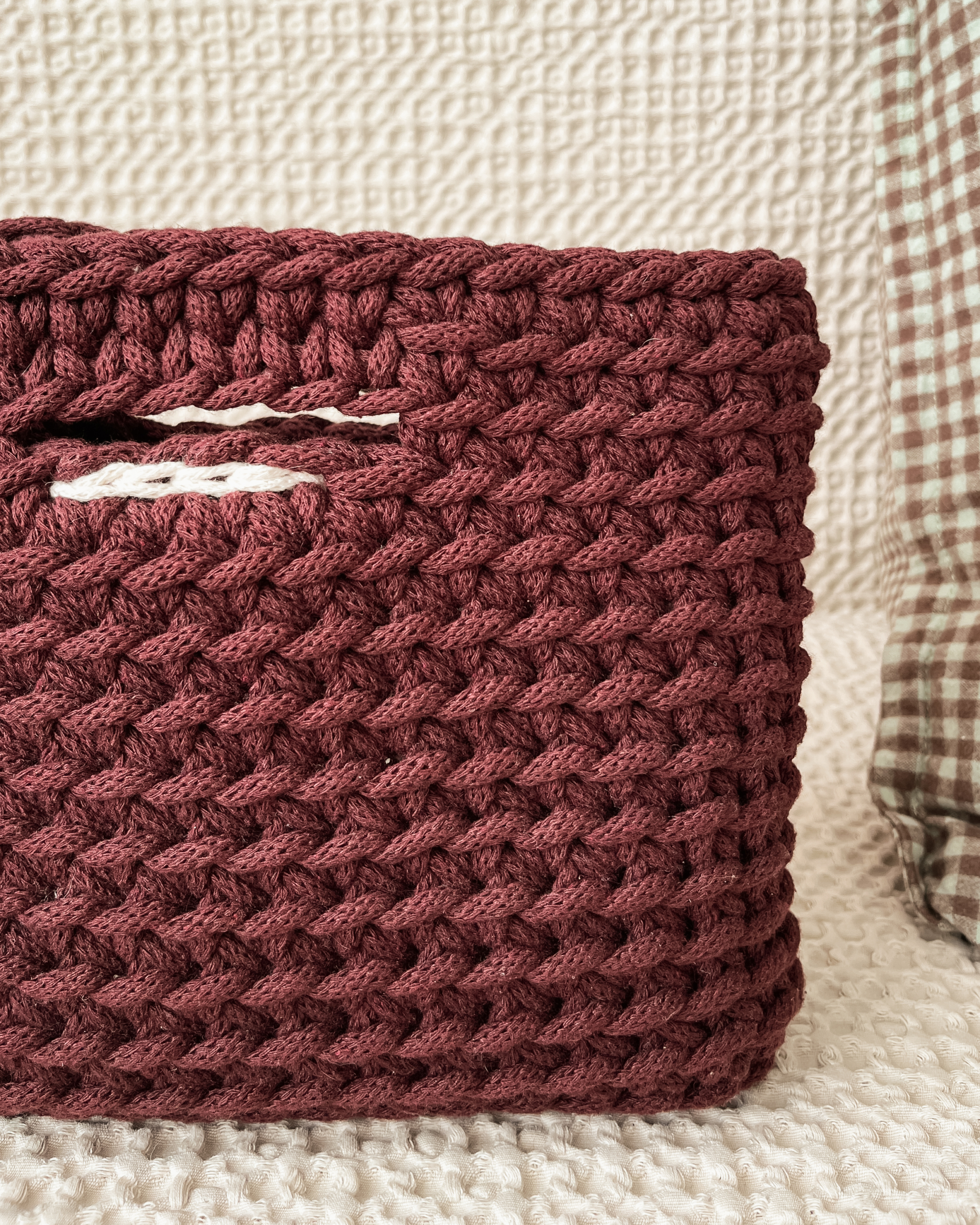 Cut-Out Handle Bag - Berry - Image 2