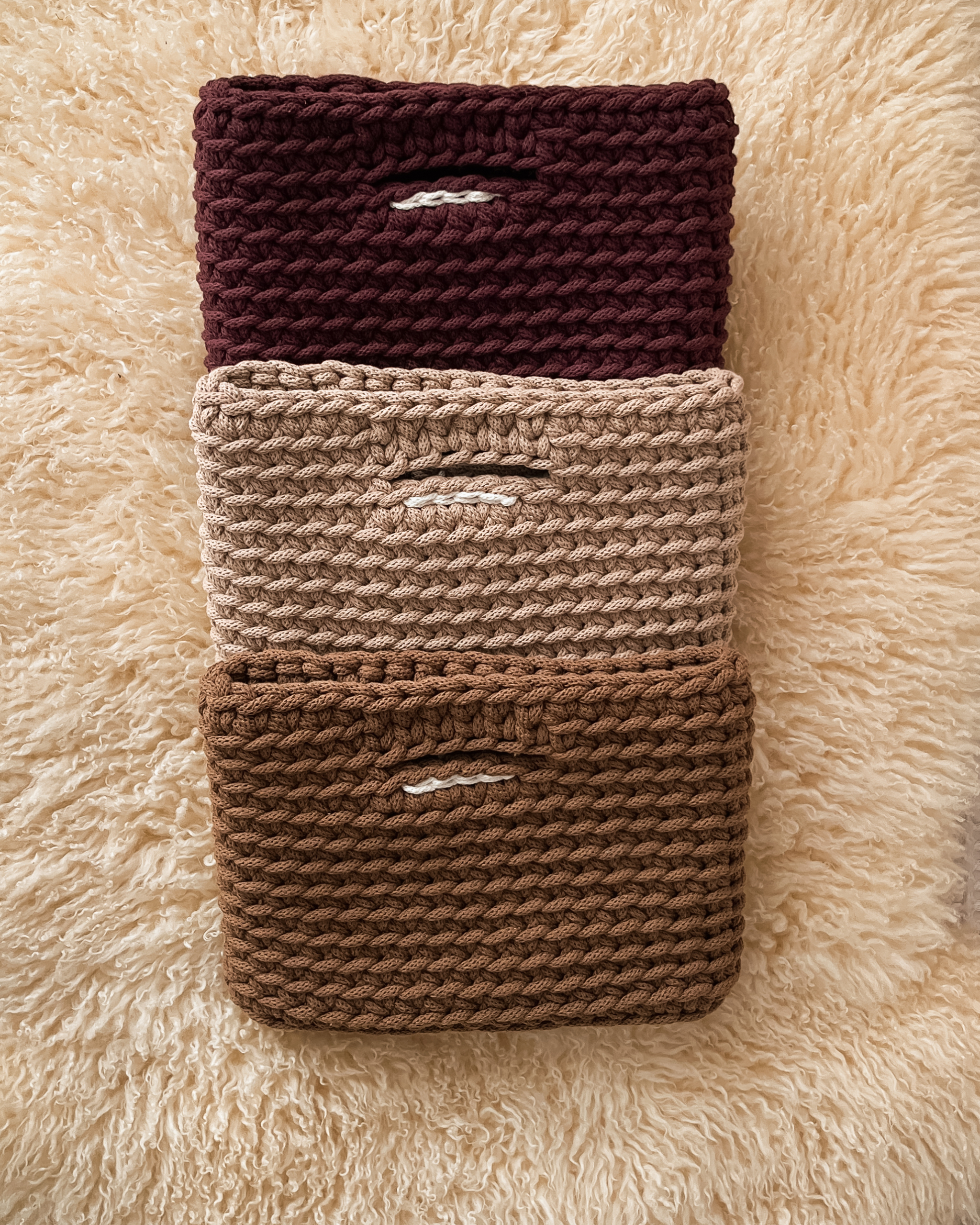 Cut-Out Handle Bag - Berry - Image 4