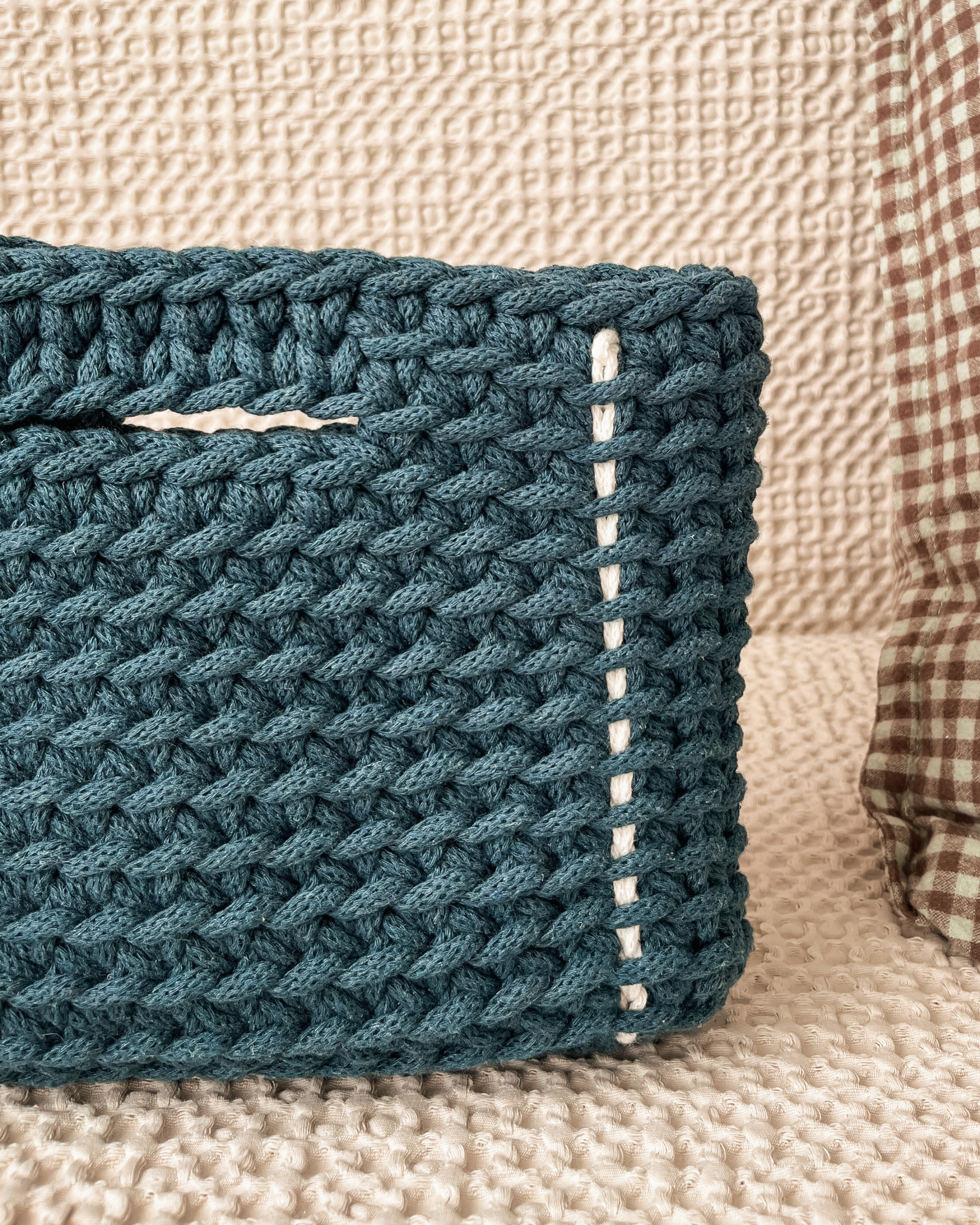 Cut-Out Handle Bag - Tide - Image 2